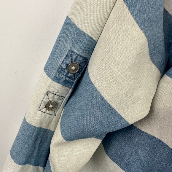 Stars and Stripes T&W Designs Patriotic Flag Womens Denim Style shirt Small - Picture 8 of 13